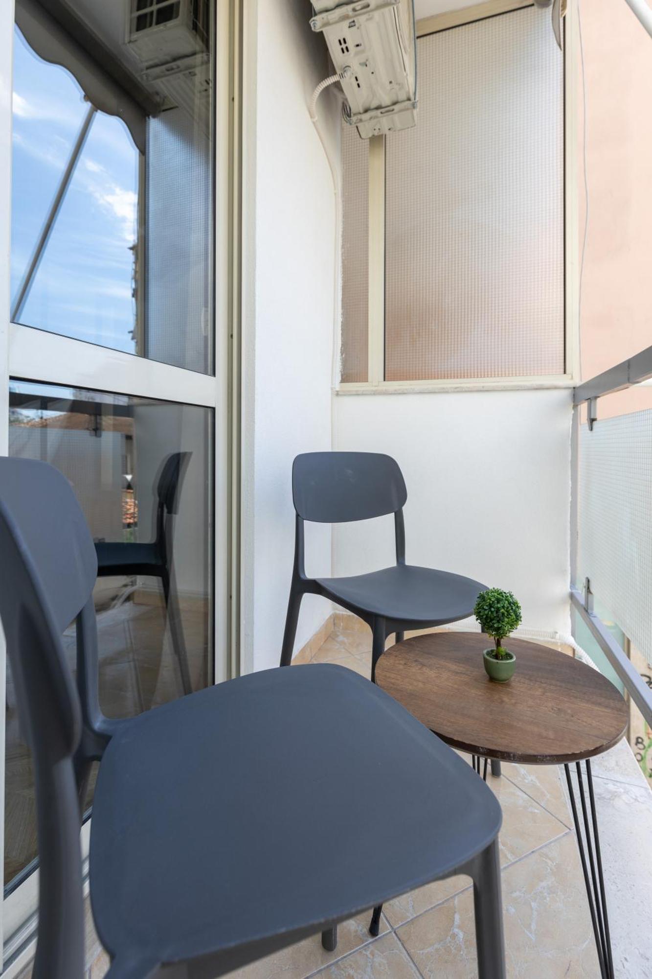 Luxury Centre Apartment Tirana